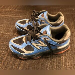 New balance - worn 1x size 5